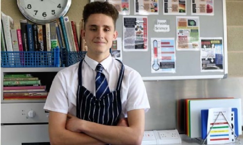 Careers » BWA's Lewis Gurney win prestigious Gold Award as a Game Star